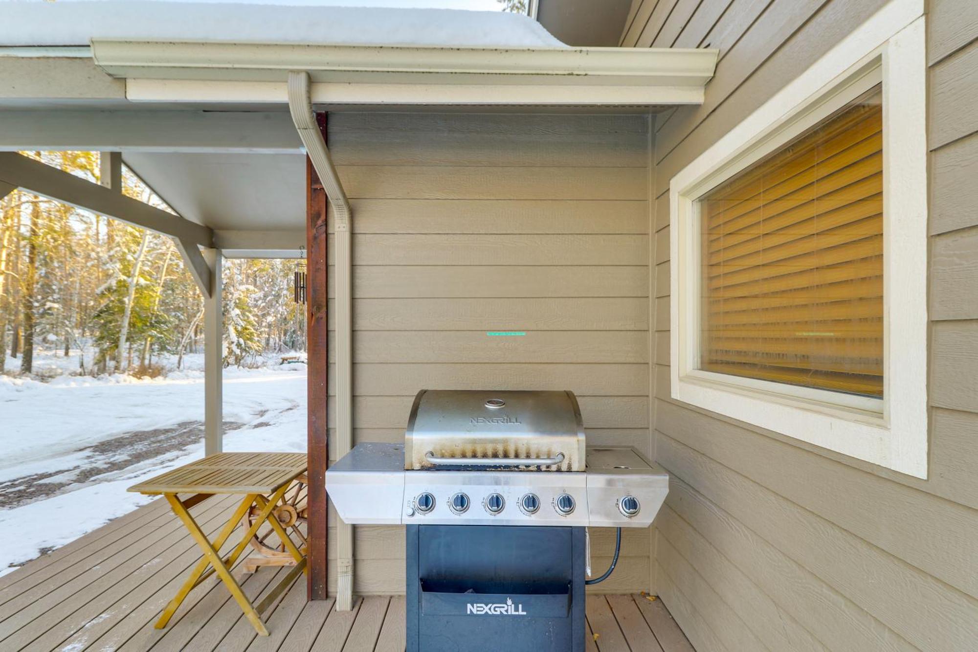 Columbia Falls Private Retreat Pool Table And Deck! Εξωτερικό φωτογραφία